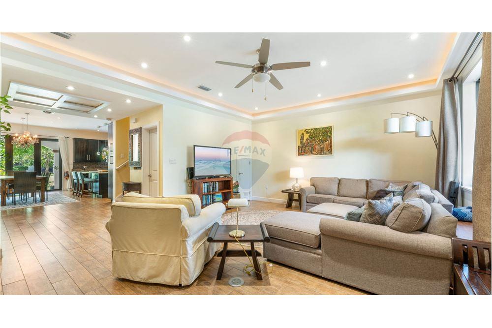 Condo/Apartment - For Sale - South Sound, South Sound, Cayman Islands - 6 - 90146034-193