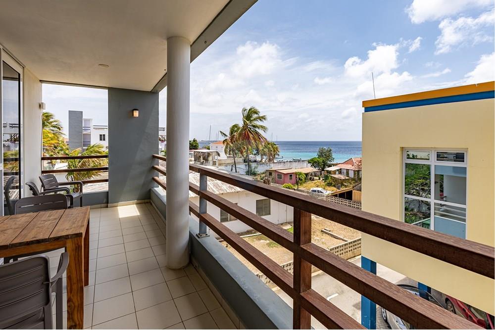 Centrally located condo with ocean views!