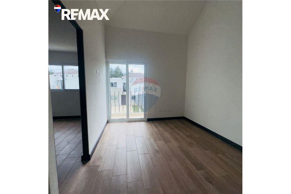 Villa - Venta - San José Pinula, Guatemala, Guatemala - 10 - 902611001-98