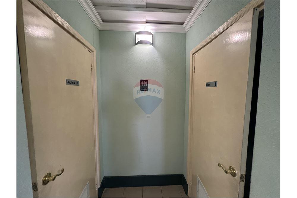 Commercial/Retail - For Sale - Sint Nicolaas, Aruba, Aruba - 5 - 90105035-27