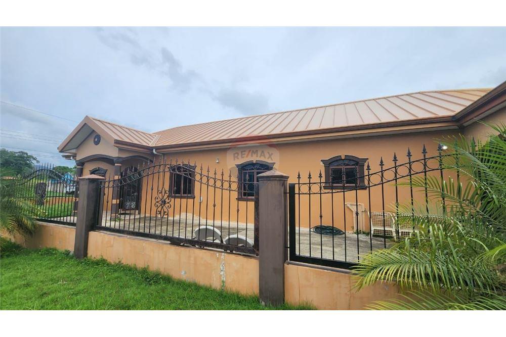Villa - Te Koop - Arima, Arima, Trinidad and Tobago - 4 - 902551001-8