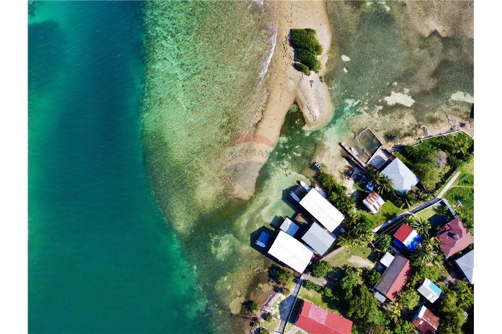 Villa - For Sale - Roatan, Bay Islands, Honduras - 24 - 90143009-236