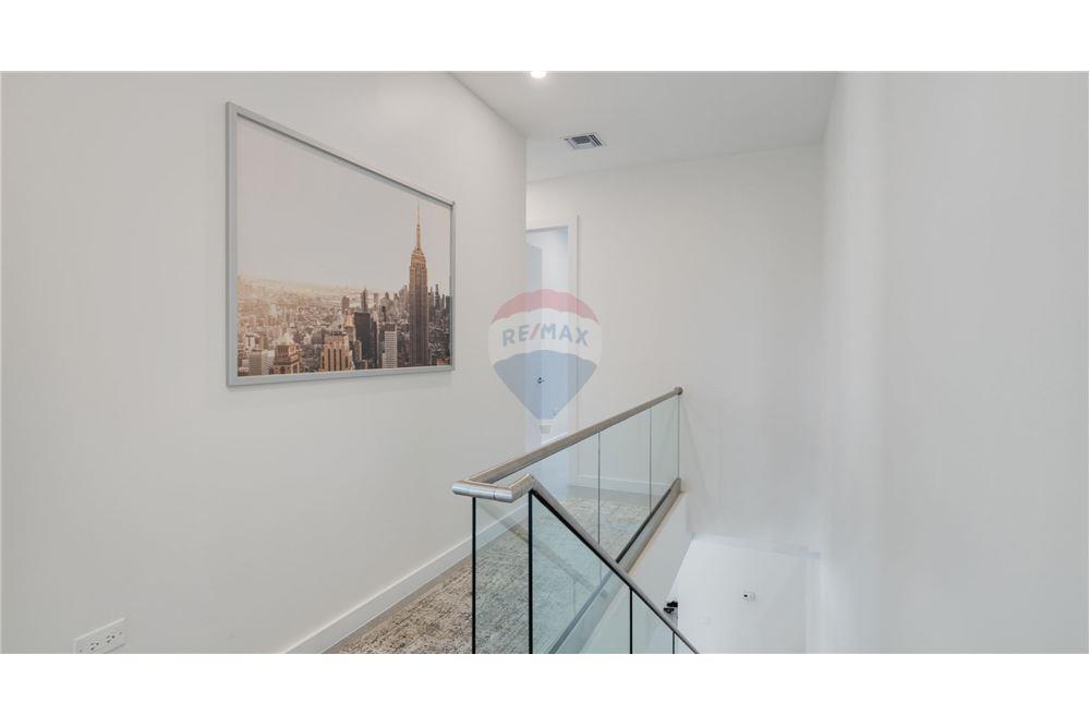 Appartement - Te Koop - W Bay Bch North, West Bay, Cayman Islands - 10 - 90146012-240