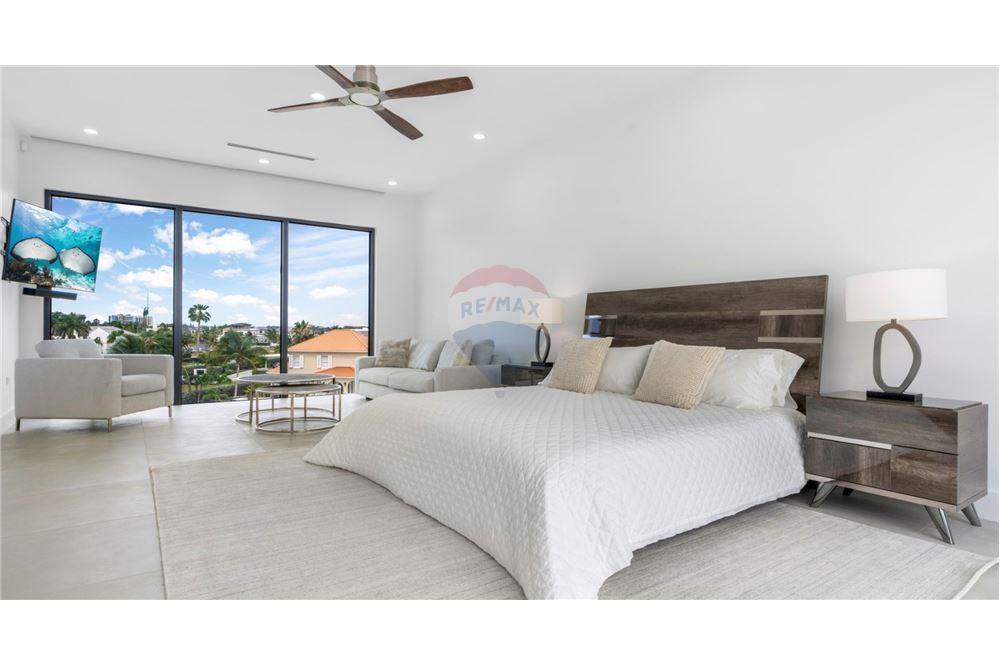 Residential - Villa - W Bay Bch North, West Bay, Cayman Islands - Caribbean & Central Ameri - 10 - 90146042-61