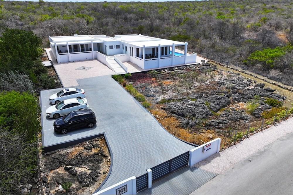 Villa - For Sale - Sabadeco, Bonaire, Bonaire - Terrace101_01.jpg - 900171001-779