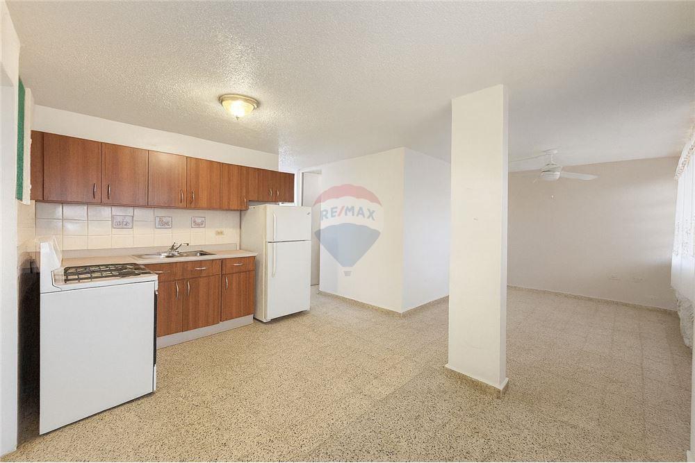 Villa - For Sale - Jard De Vega Baja, Vega Baja, Puerto Rico - 4 - 90156045-48