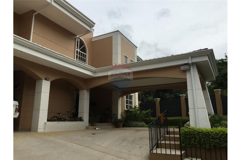 Villa - Te Koop - Curridabat, San José - Curridabat, Costa Rica - 17 - 901251002-34