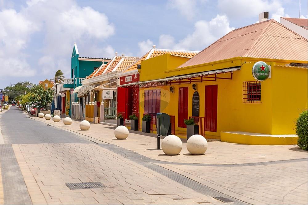 Commercial Property in Kralendijk - Bonaire, diver's paradise