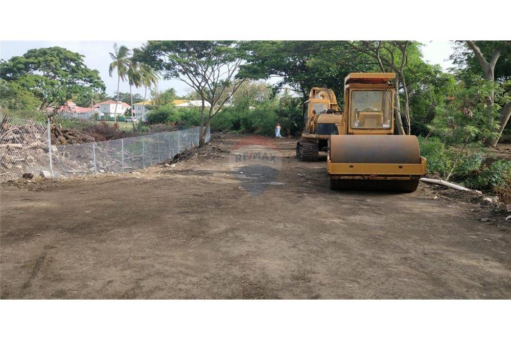 Grondstuk - Te Koop - Arouca, Saint George, Trinidad and Tobago - 11 - 902551005-1