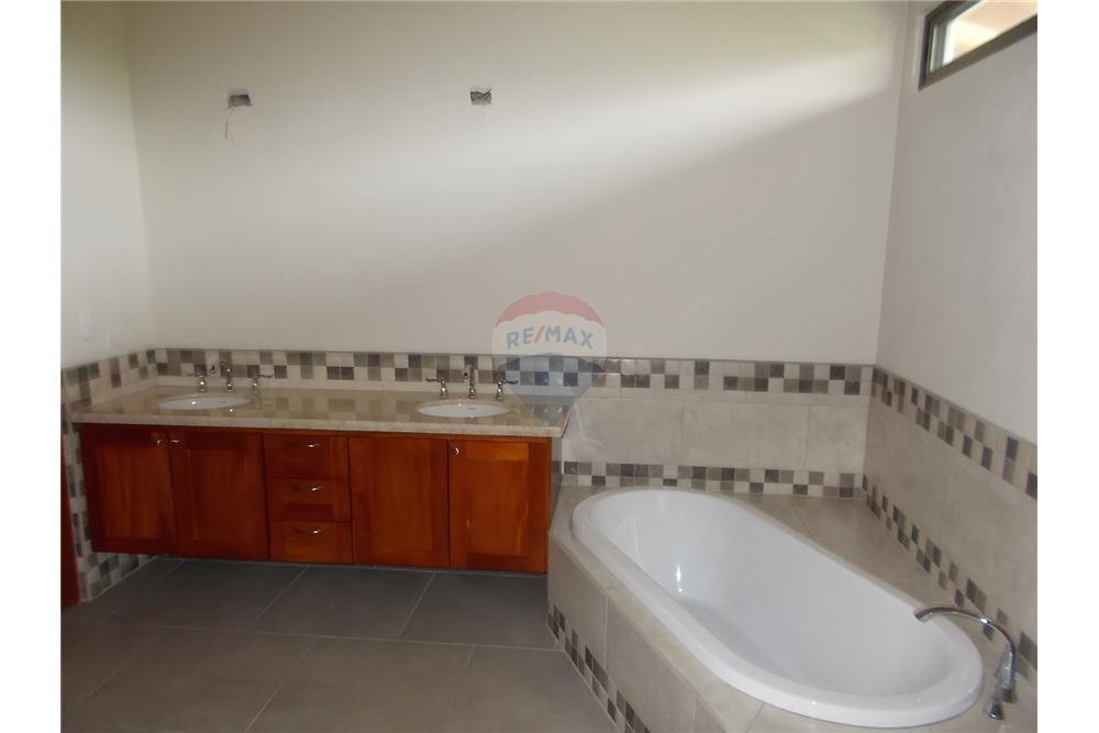 Residencial - Villa - Atenas, Alajuela- Atenas, Costa Rica - Caribbean & Central Ameri - 18 - 90128002-999