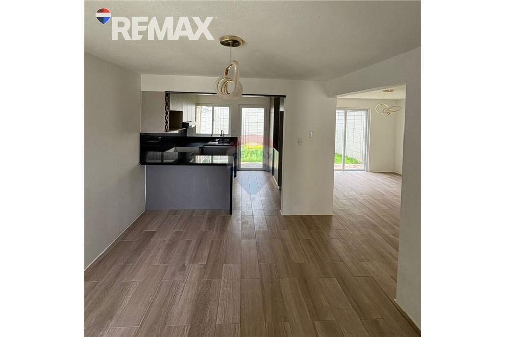 Villa - Venta - Fraijanes, Guatemala, Guatemala - 1 - 902611005-11