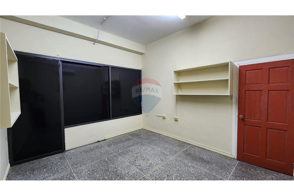 Sale of Business - For Sale - Arima, Arima, Trinidad and Tobago - 1 - 902551003-2