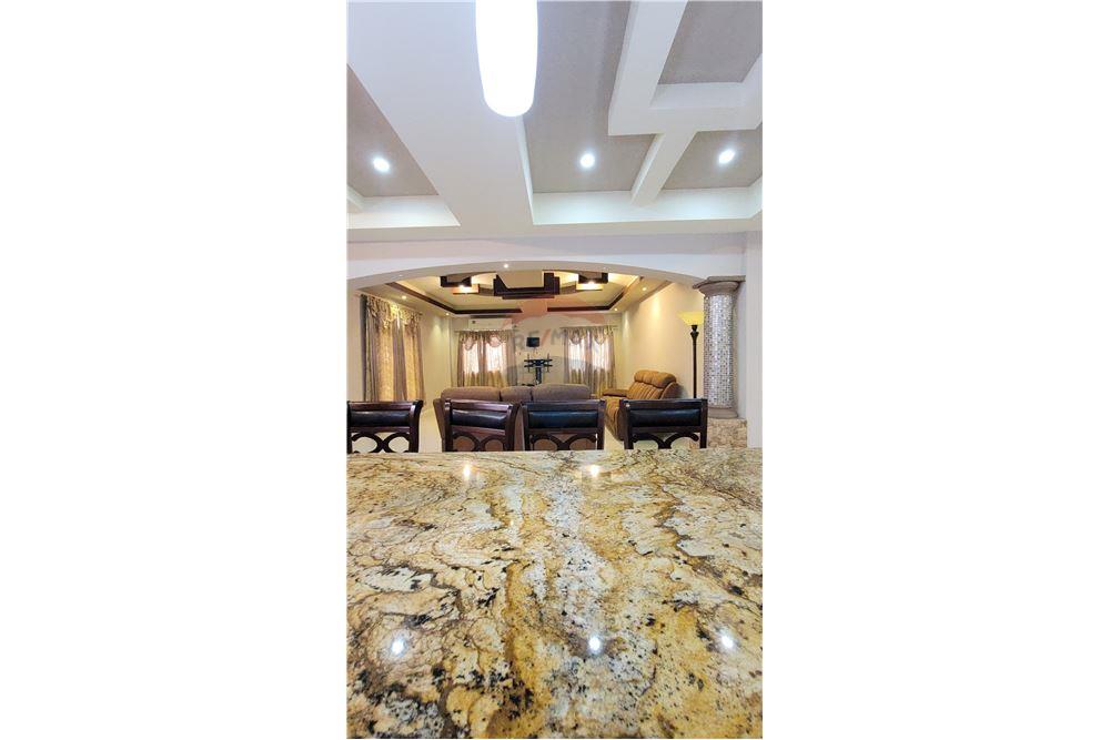 Villa - Te Koop - Chaguanas, Caroni, Trinidad and Tobago - 1 - 90155069-171