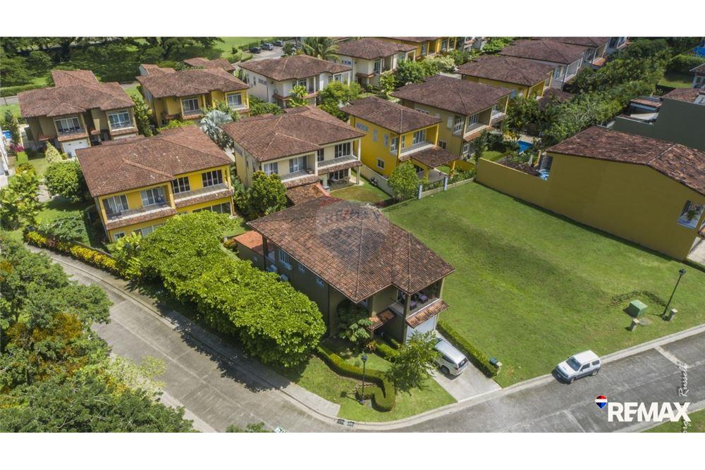 Résidentiel - Maison / Villa - Jaco - Herradura, Puntarenas- Garabito, Costa Rica - Caribbean & Central Ameri - 1 - 90168005-704