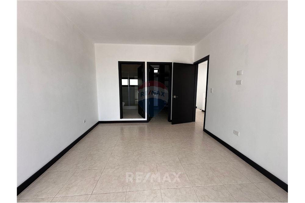 Villa - Venta - Fraijanes, Guatemala, Guatemala - 7 - 902611006-10