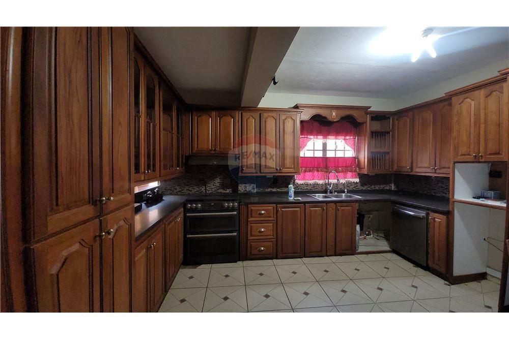 Villa - Te Koop - Chaguanas, Caroni, Trinidad and Tobago - 2 - 90155069-185