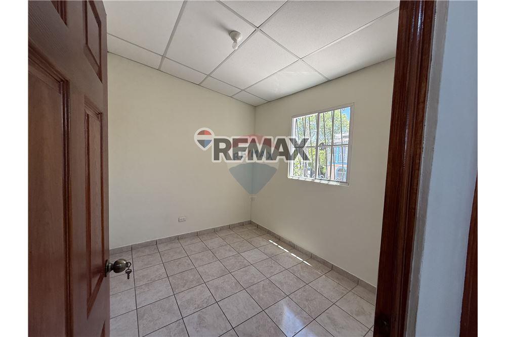 Villa - For Sale - Ilopango, San Salvador, El Salvador - 28 - 902331019-9