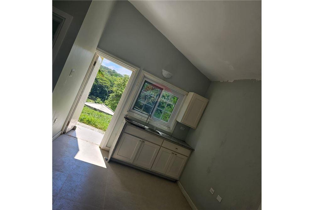 Villa - Te Koop - Lucea, Hanover Parish, Jamaica - 7 - 902421019-8