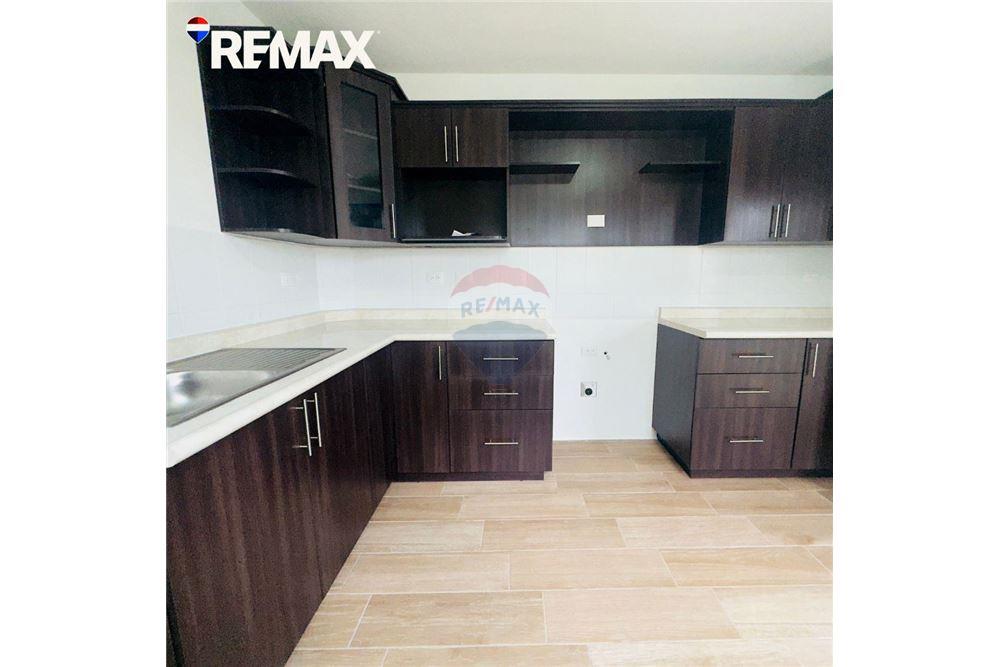 Villa - Venta - San José Pinula, Guatemala, Guatemala - 3 - 902611001-98