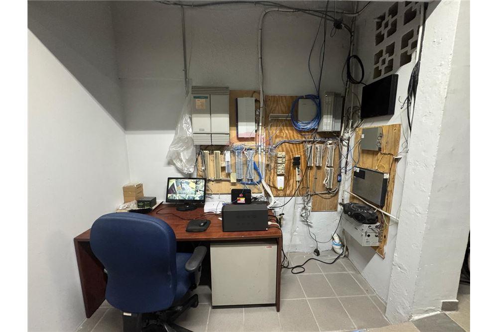 Commercial/Retail - For Sale - Puerto Nuevo, San Juan, Puerto Rico - 26 - 90102025-337