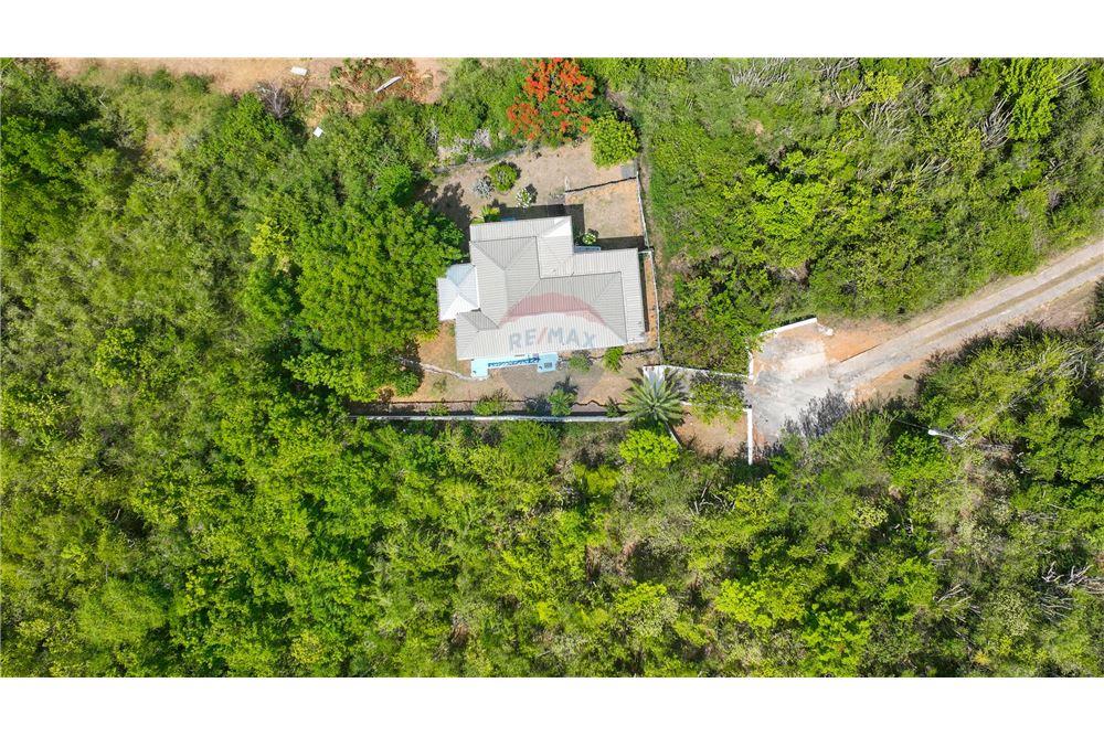 Villa - Te Koop - Crab Hill, Parish of Saint Mary, Antigua and Barbuda - 24 - 902121001-46