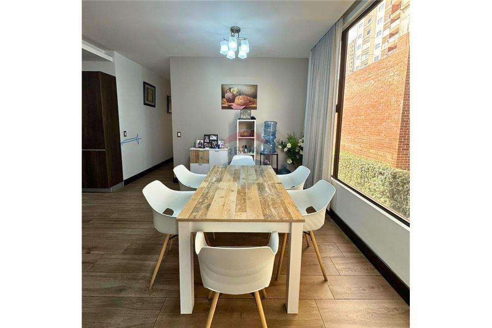 Condo/Apartment - For Sale - Zona 10, Guatemala, Guatemala - 6 - 902651001-27