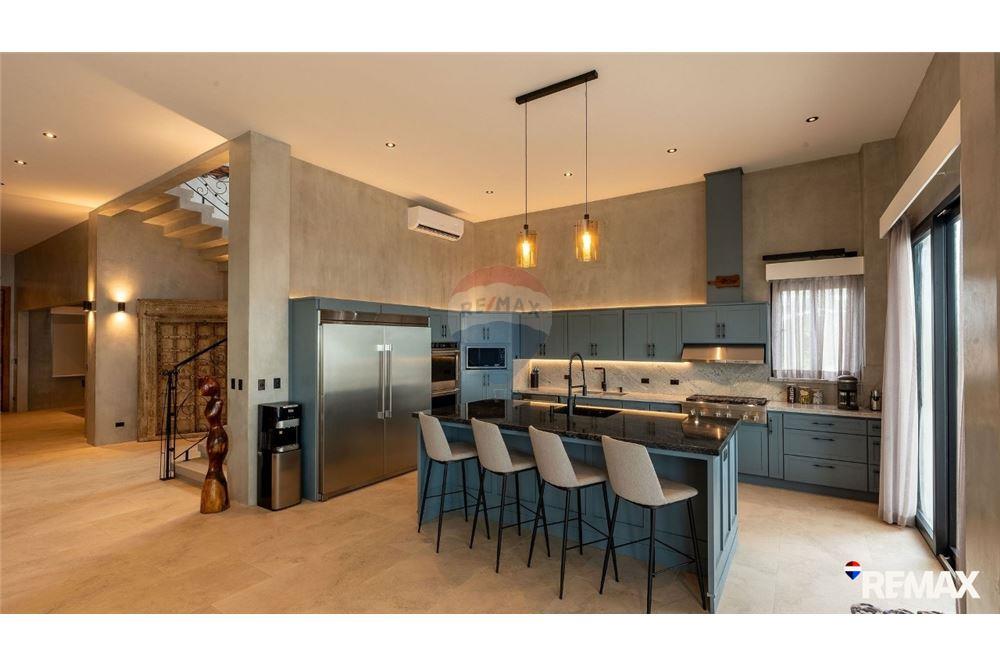 Résidentiel - Maison / Villa - Jaco - Playa Hermosa, Puntarenas- Garabito, Costa Rica - Caribbean & Central Ameri - 19 - 90168005-701