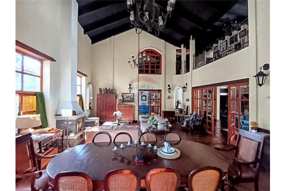 Villa - Venta - Jocotenango, Sacatepéquez, Guatemala - 5 - 90129016-38