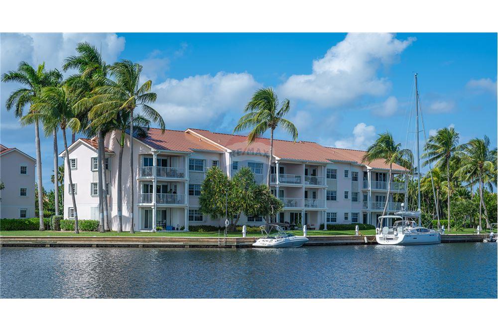 Apartamento/Condominio - Venta - W Bay Bch North, West Bay, Islas Caimán - 5 - 90146051-49