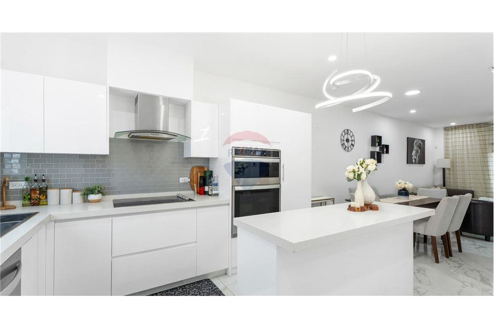 Condo/Apartment - For Sale - George Town, Grand Cayman, Cayman Islands - 1 - 90146018-315