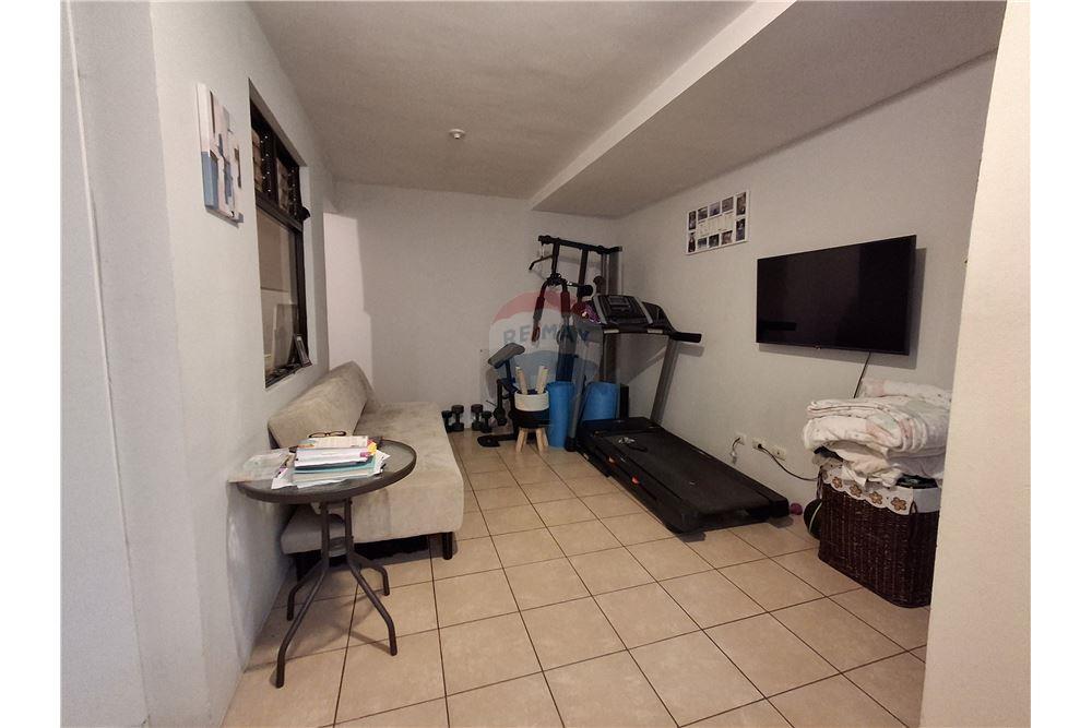 Villa - Venta - Mixco, Guatemala, Guatemala - 8 - 902091021-6
