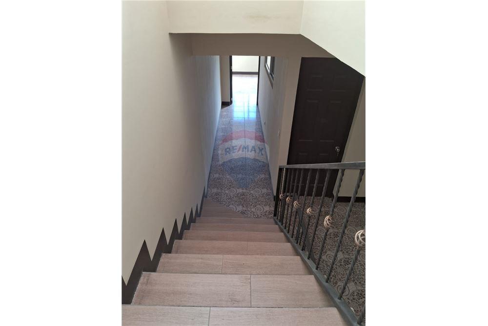 Villa - Venta - Quetzaltenango, Quetzaltenango, Guatemala - 8 - 901011001-30