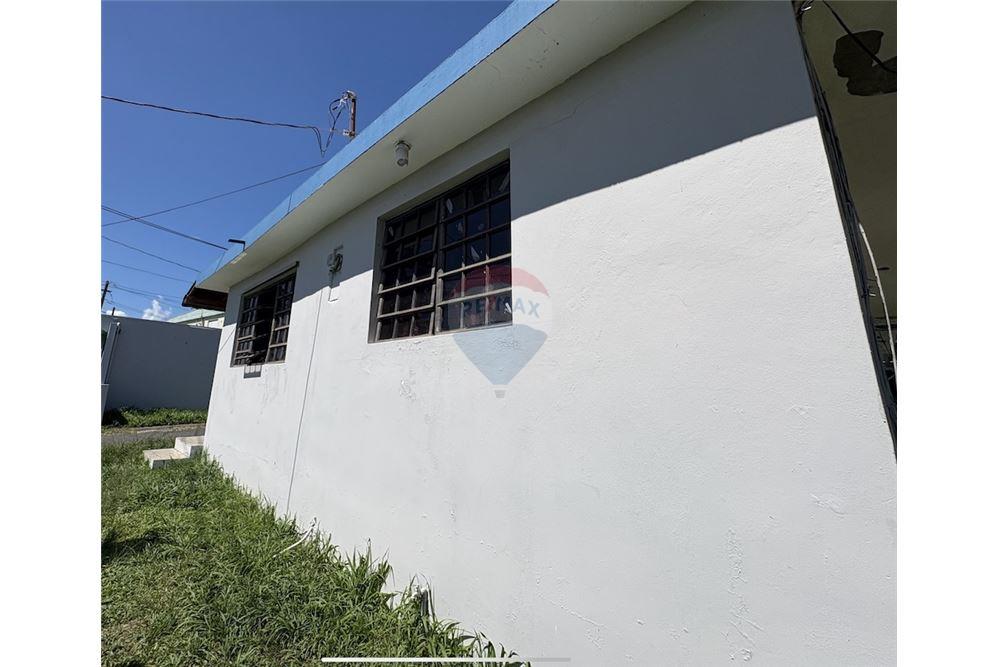 Multi-Family - For Sale - Sect La Pra, Toa Baja, Puerto Rico - 9 - 90156078-1