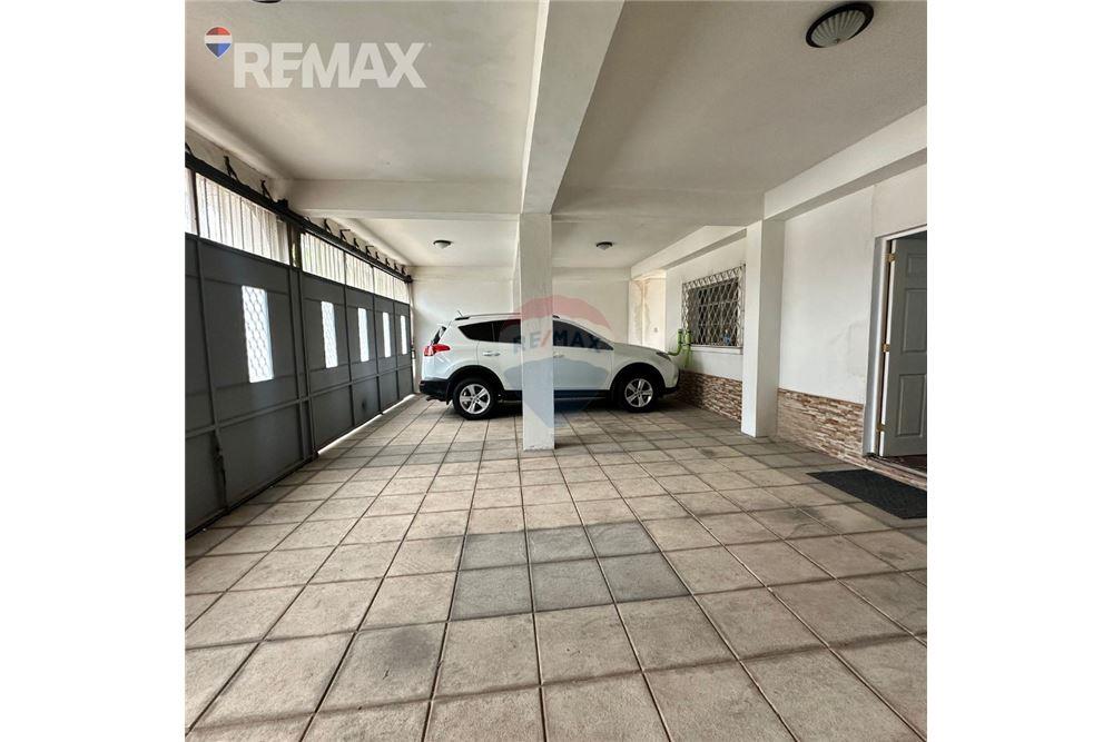 Villa - For Sale - Zona 1, Guatemala, Guatemala - 1 - 902611001-68