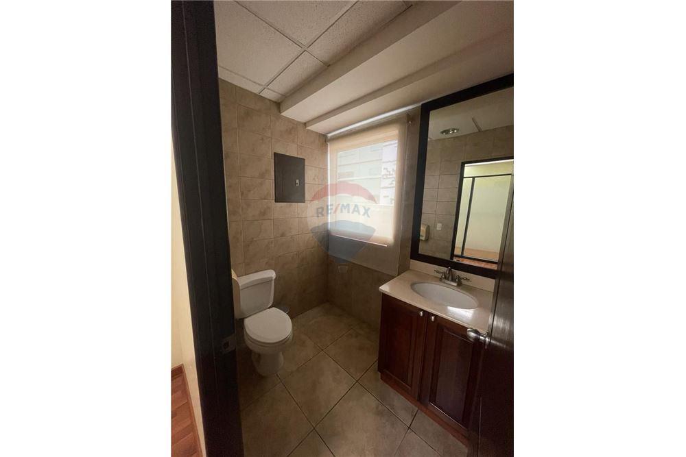 Venta de Negocio - Venta - Zona 10, Guatemala, Guatemala - 8 - 902311022-117