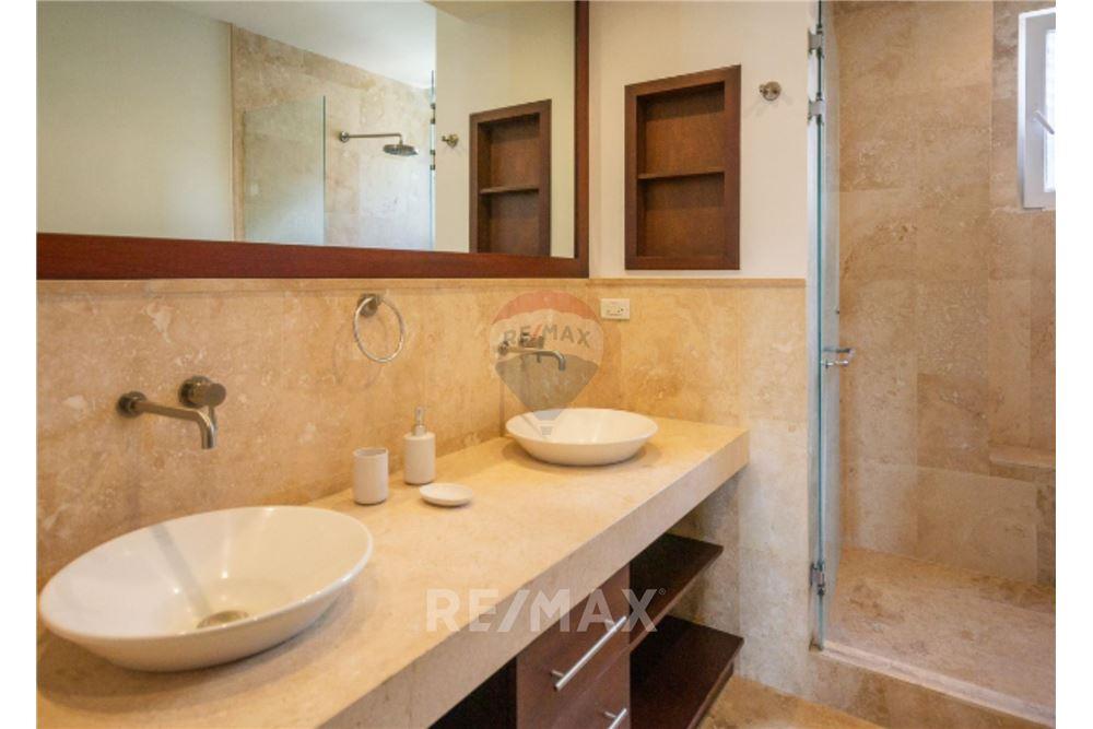 Condo/Apartment - For Sale - Zona 14, Guatemala, Guatemala - 9 - 902611001-47