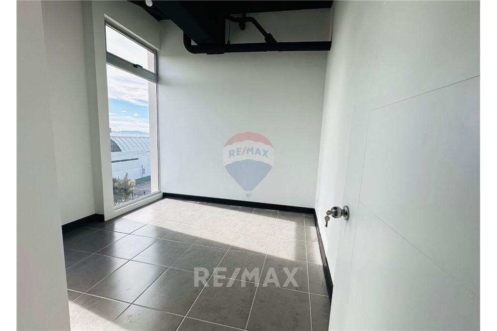 Condo/Apartment - For Sale - Zona 7, Guatemala, Guatemala - 4 - 902611005-5