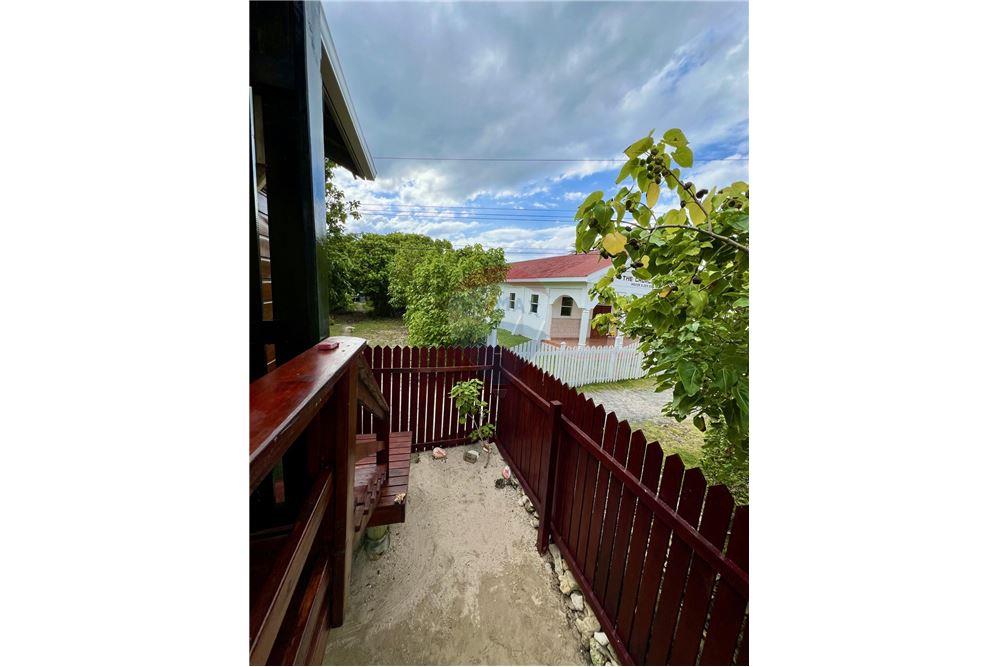 Villa - For Sale - Roatan, Bay Islands, Honduras - 32 - 90143009-236