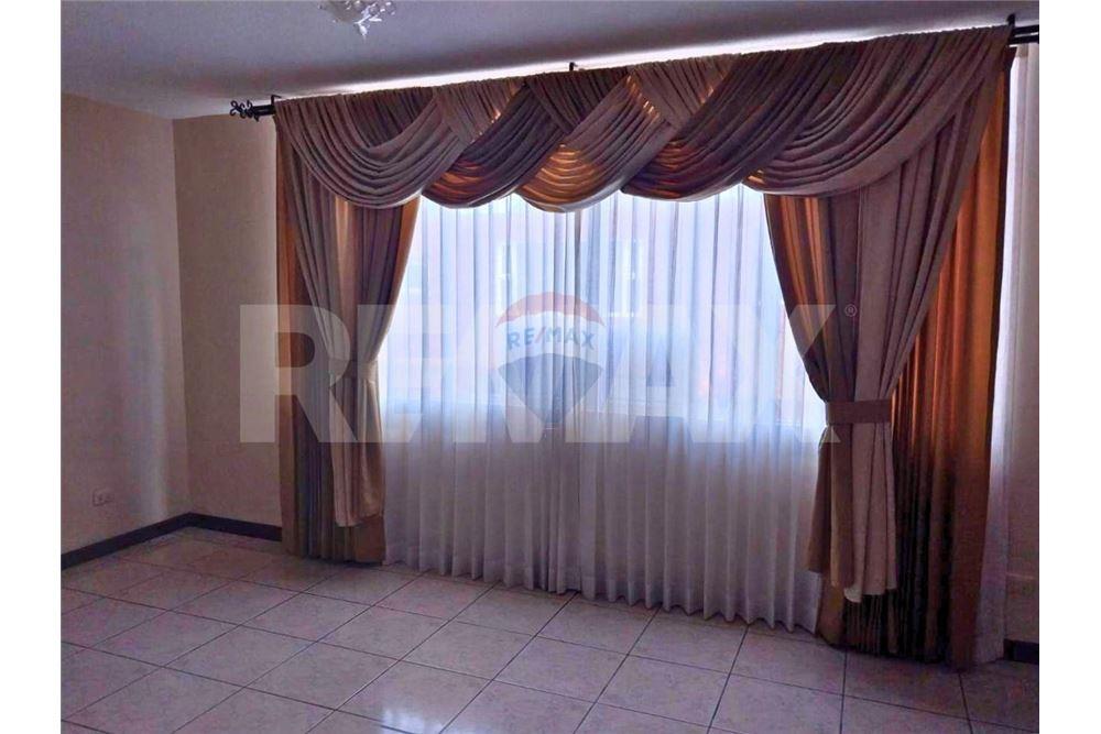 Villa - Te Koop - Zona 16, Guatemala, Guatemala - 7 - 902091017-22