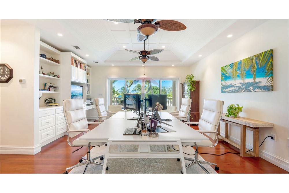 Villa - Venta - W Bay Bch North, West Bay, Islas Caimán - 29 - 90146034-171
