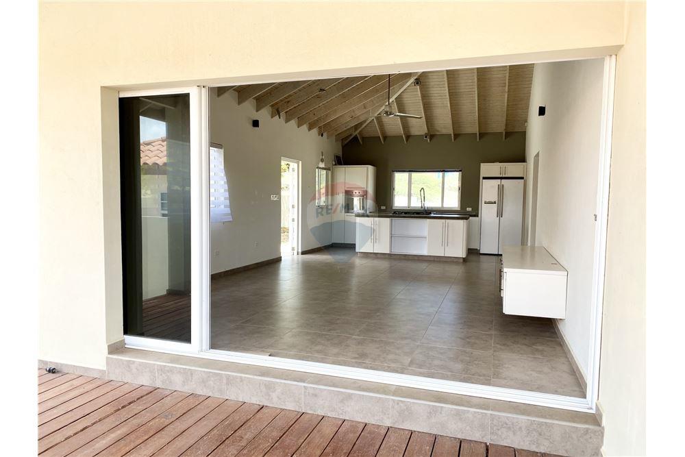 Villa - Te Koop - Noord, Aruba, Aruba - 56899 - 90105001-169