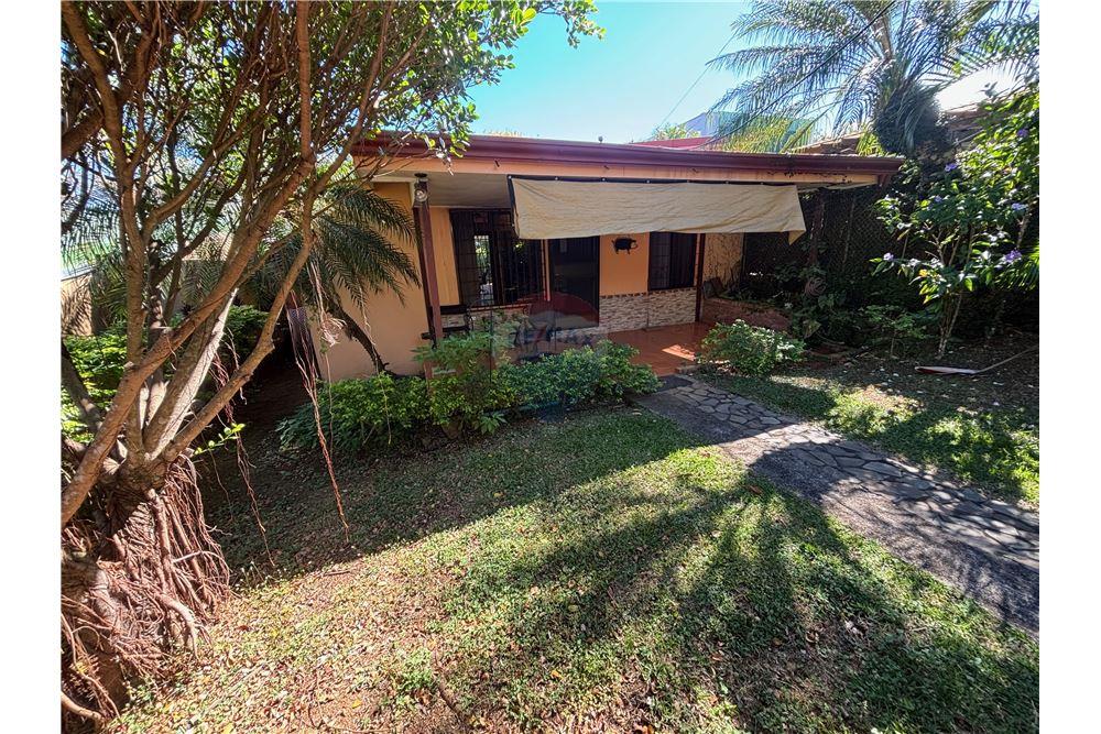 Residencial - Villa - Atenas, Alajuela- Atenas, Costa Rica - Caribbean & Central Ameri - 1 - 90128002-1002