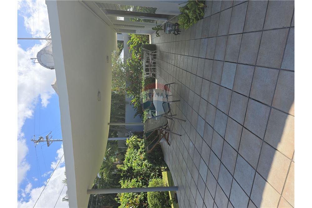 Villa - Venta - URB Garden Hls, Guaynabo, Puerto Rico - 20 - 90102025-341
