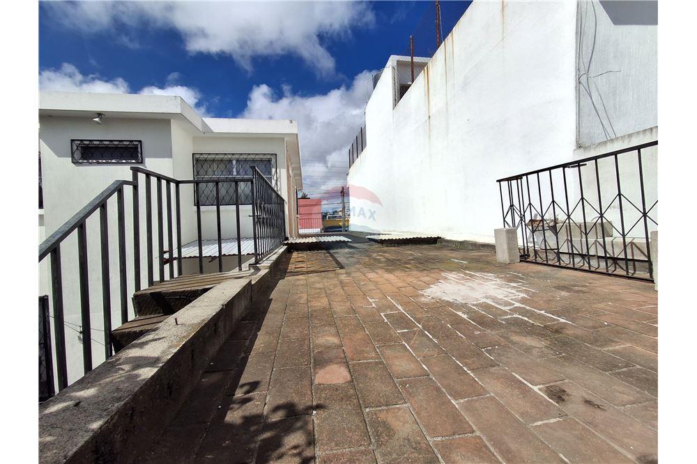Villa - For Sale - Zona 7, Guatemala, Guatemala - 16 - 902091021-10