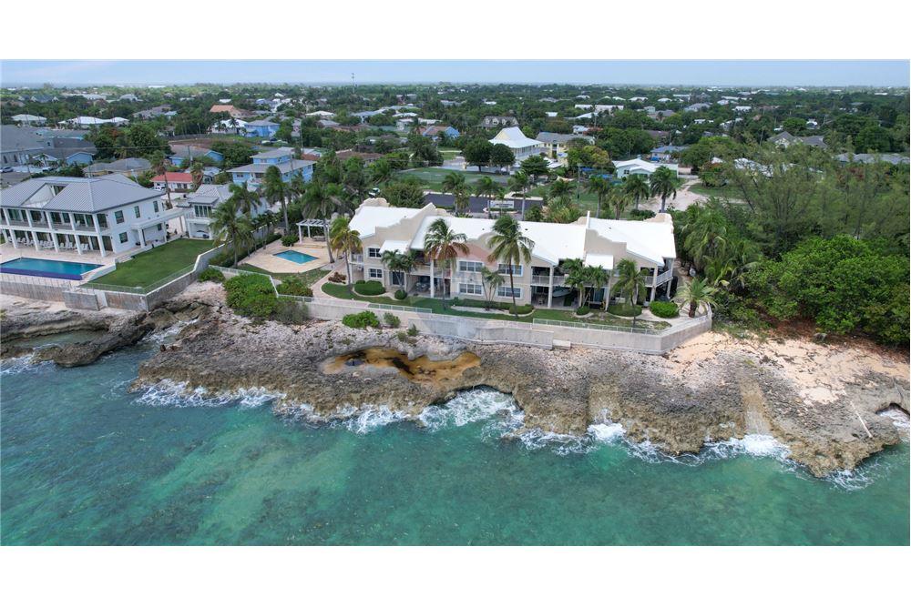 Appartement - Te Koop - W Bay Bch South, Seven Mile, Cayman Islands - 1 - 90146011-182