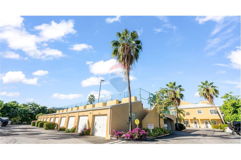 Residential - Villa - W Bay Bch South, Seven Mile, Cayman Islands - Caribbean & Central Ameri - 12 - 90146044-66