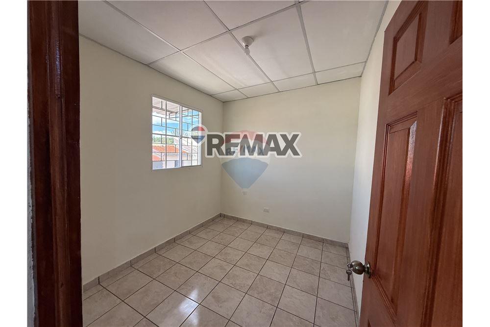 Villa - For Sale - Ilopango, San Salvador, El Salvador - 18 - 902331019-9