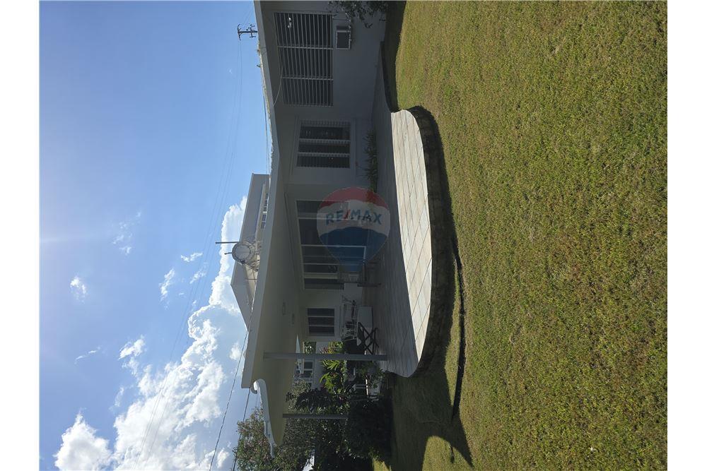 Villa - Venta - URB Garden Hls, Guaynabo, Puerto Rico - 17 - 90102025-341