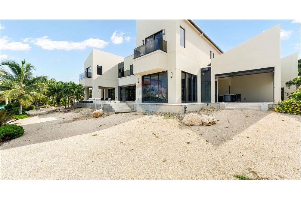 Villa - Venta - W Bay Bch North, West Bay, Islas Caimán - 28 - 90146034-194