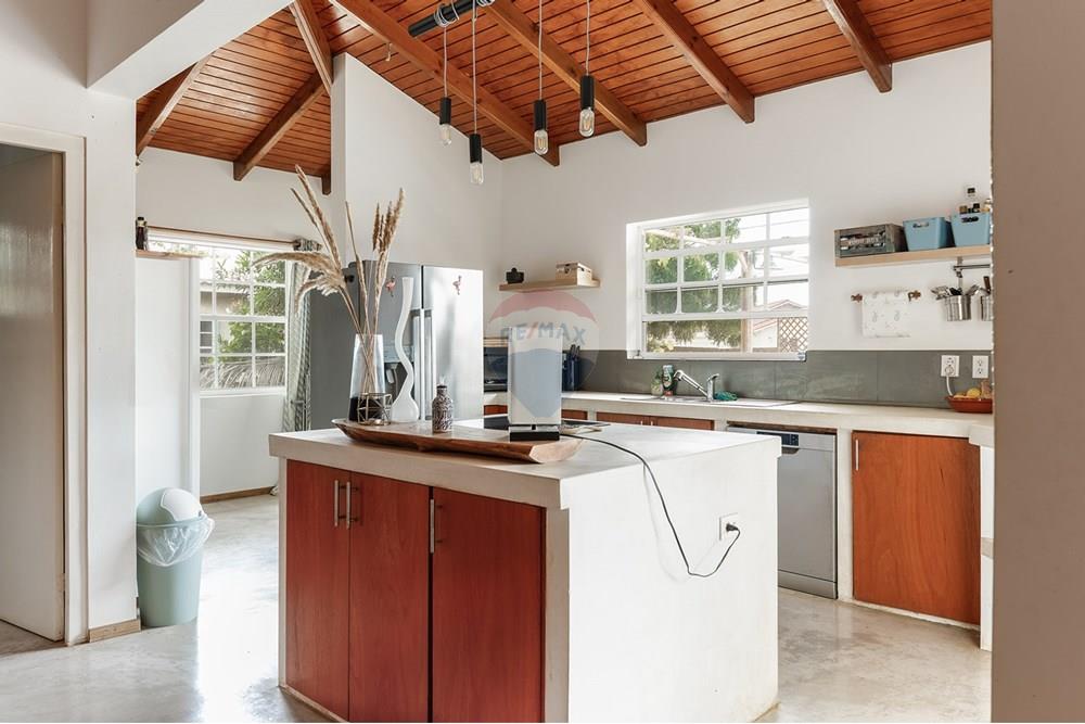 Villa - For Sale - Kralendijk, Bonaire, Bonaire - 203 kitchen b.jpg - 900171011-93